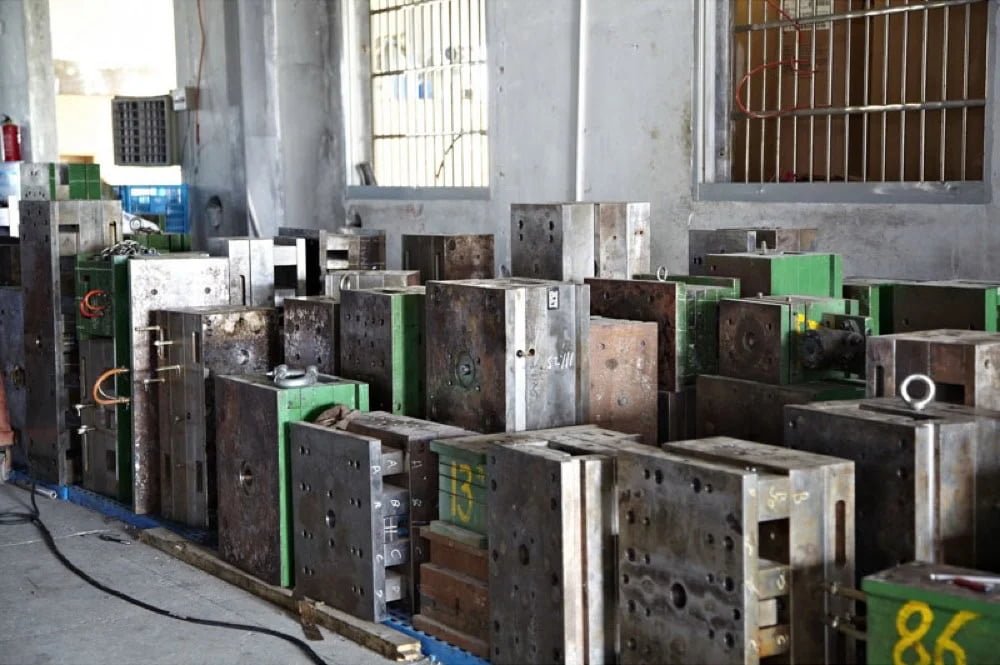 Mold workshop